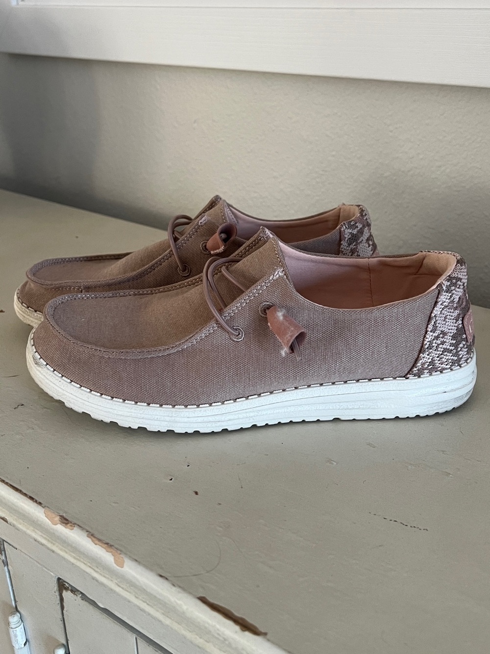 Toms Women's Dusty Rose Canvas Slip-On Sneakers